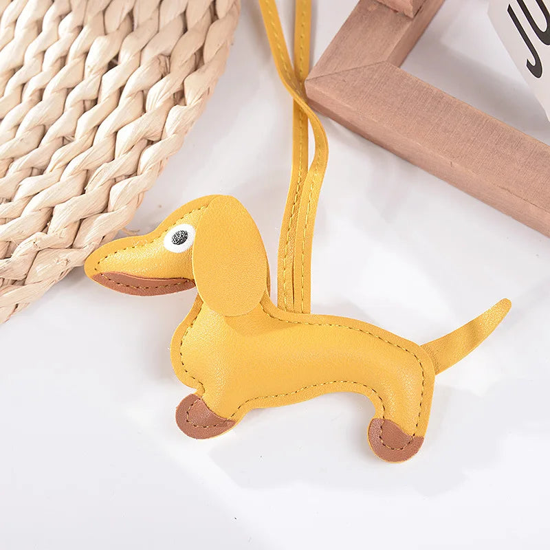 Fashion Car Dachshund Dog Keychain PU Leather Dog Keychains For Women Bag Pendant Jewelry Trinket Key Ring Key Holder Gift