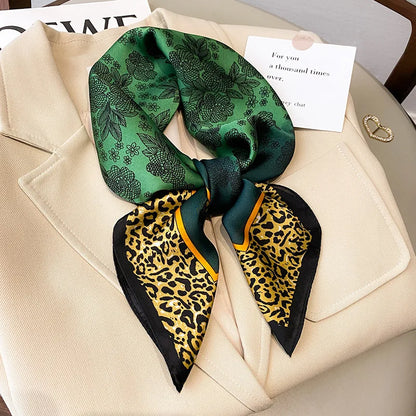 Luxury Hijab Silk Shawl and Wrap Cute Cat Print Scarf for Women Neckerchief Hair Band Wrist Headband Bandana 2023 Echarpe